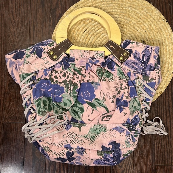 Guess Khaki Prints Boho Tote Bag - Picture 14 of 14